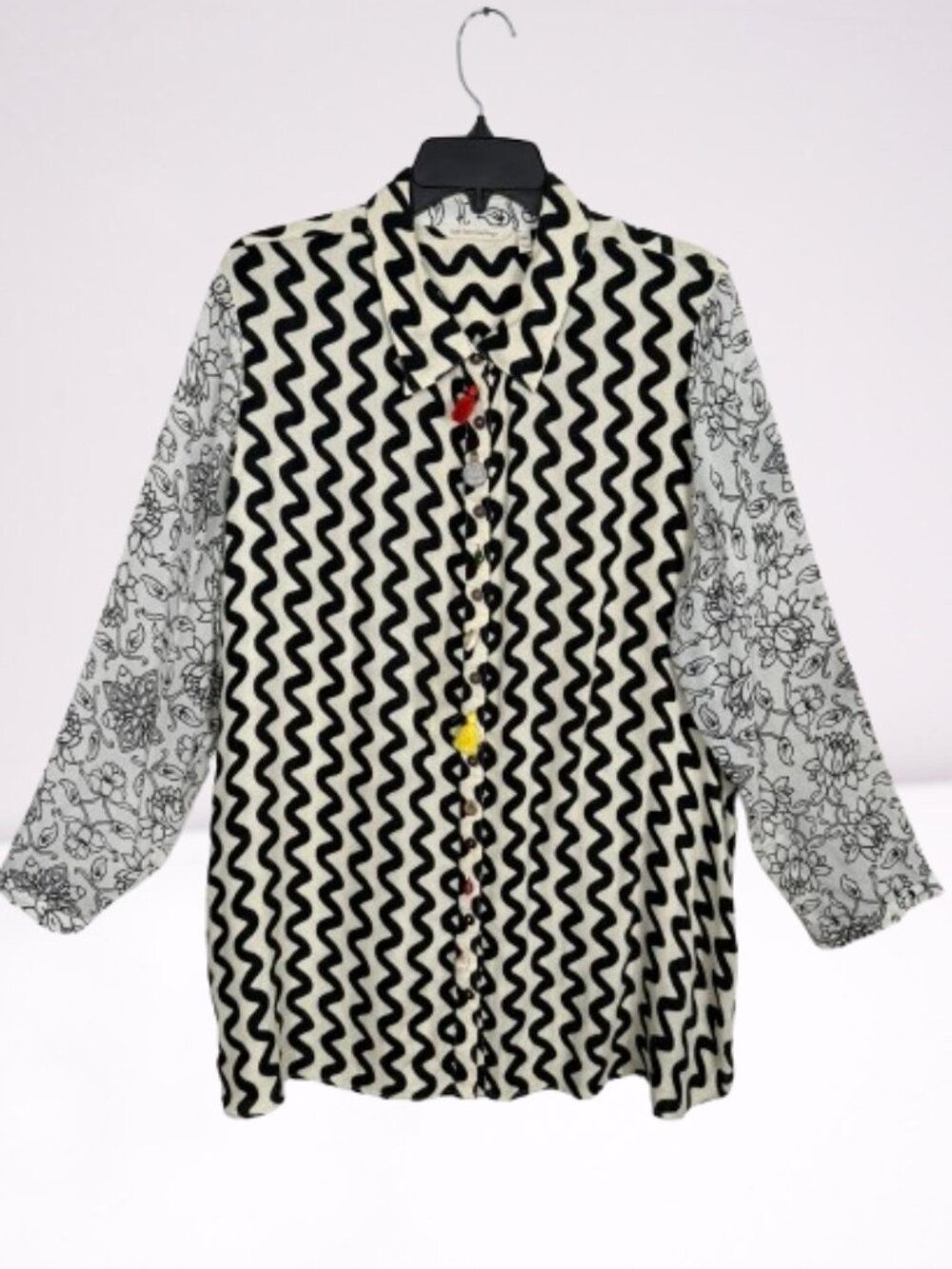 Soft Surroundings Zigzag Chevron Pattern Tunic Art Buttons Size XLP